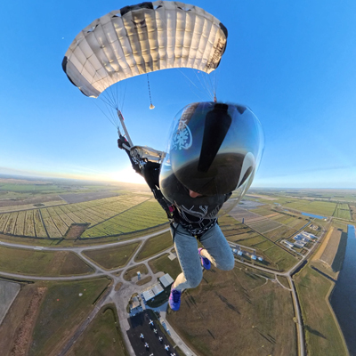 Learn to Skydive today - Daniele Vitorino
